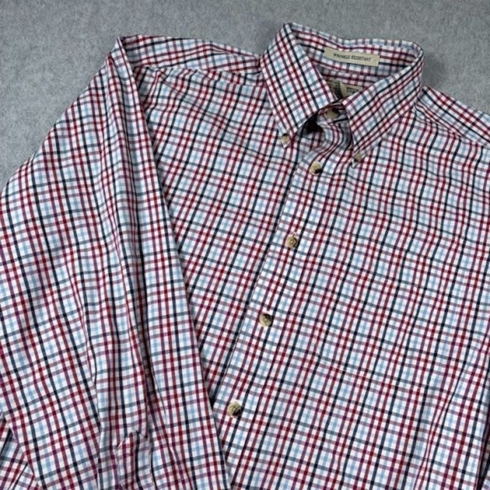 L.L. Bean Button Down Shirt Mens Medium red Plaid Wrinkle Resistant Long Sleeve